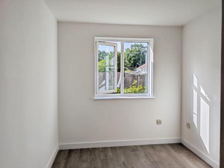 1 bedroom Flat to let in Studio Way, Hertford, Hertsmere, WD6