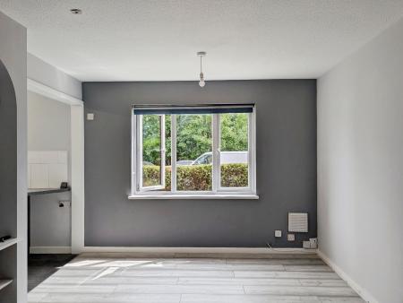 2 bedroom Flat to let in Pycroft Way, Edmonton, London, N9