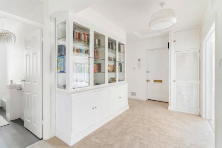 3 bedroom Penthouse for sale in Private Road, Enfield, London, EN1