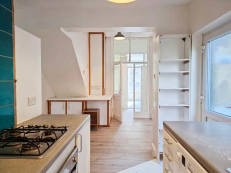 1 bedroom Flat to let in Maryland Road, London, N22