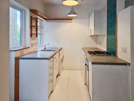 1 bedroom Flat to let in Maryland Road, London, N22