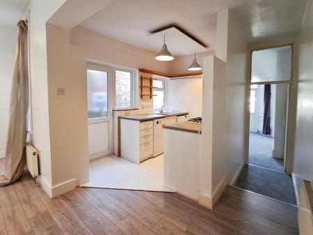 1 bedroom Flat to let in Maryland Road, London, N22