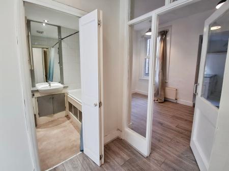 1 bedroom Flat to let in Maryland Road, London, N22