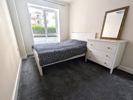 2 bedroom Flat to let in 14 Aerodrome Road, Colindale, London, NW9
