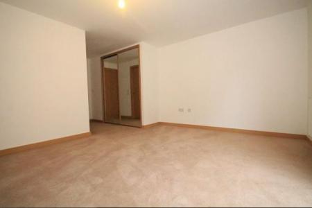 2 bedroom Flat to let in Zodiac Close, Edgware, HA8