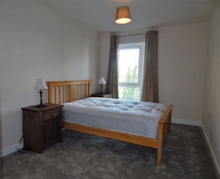 2 bedroom Flat to let in 3 Beaufort Square, Beaufort Park, London, NW9