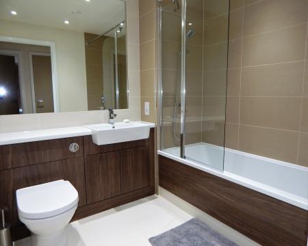 2 bedroom Flat to let in 3 Beaufort Square, Beaufort Park, London, NW9