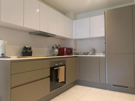 1 bedroom Flat to let in Empire Way, Wembley, HA9