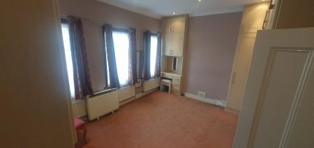 1 bedroom House share to let in Clova Road, London, E7