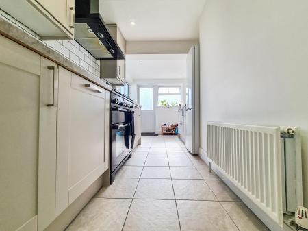 3 bedroom Semi-detached house to let in Watford Way, Hendon, London, NW4