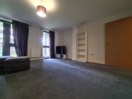 2 bedroom Flat to let in 1 Needleman Close, Colindale, London, NW9