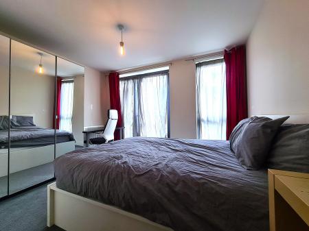 2 bedroom Flat to let in 1 Needleman Close, Colindale, London, NW9