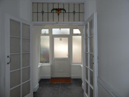 5 bedroom Semi-detached house for sale in Hall Lane, Hendon, London, NW4