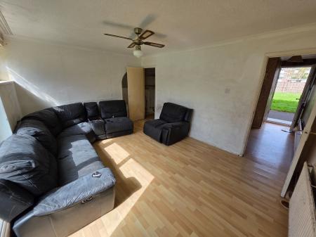 2 bedroom Maisonette for sale in Portland Road, Hayes, UB4