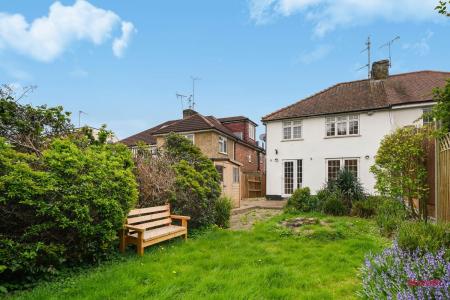 3 bedroom Semi-detached house for sale in Halliwick Road, London, N10