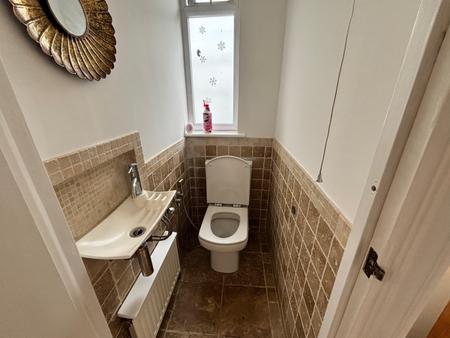 1 bedroom Flat to let in Watford Way, Hendon, London, NW4