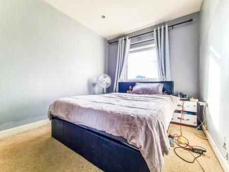 2 bedroom Flat to let in Heritage Avenue, Beaufort Park, London, NW9