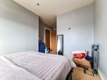 2 bedroom Flat to let in Heritage Avenue, Beaufort Park, London, NW9