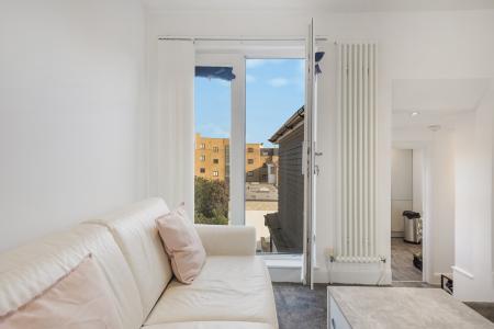 1 bedroom Studio flat for sale in Herbert Road, West Hendon, London, NW9