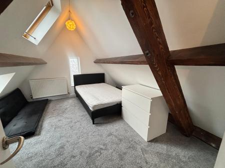 3 bedroom Flat to let in 121 Cannon Street Road, London, E1