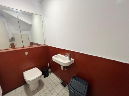 3 bedroom Flat to let in 121 Cannon Street Road, London, E1