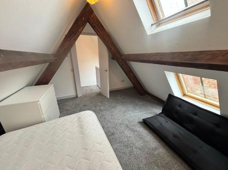 3 bedroom Flat to let in 121 Cannon Street Road, London, E1
