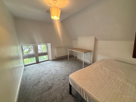 3 bedroom Flat to let in 121 Cannon Street Road, London, E1