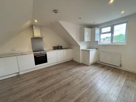1 bedroom Flat for sale in Watford Way, Hendon, NW4