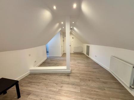 1 bedroom Flat for sale in Watford Way, Hendon, NW4