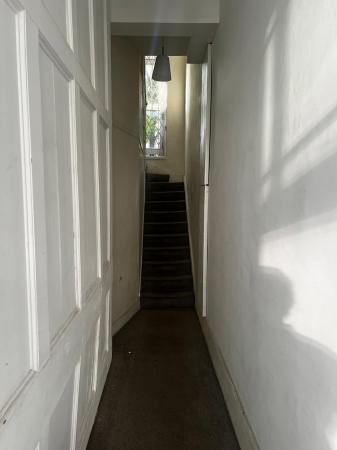 1 bedroom Flat to let in Holland Park Avenue, Kensington, London, W11