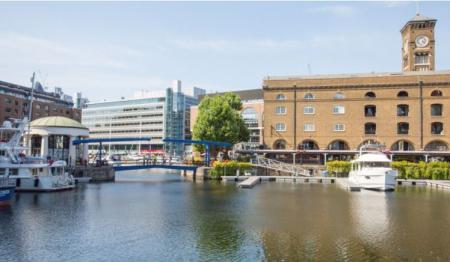 Burr Close, London, E1W