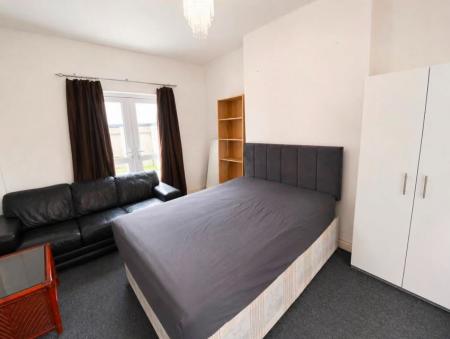Ennis Road, Finsbury Park, London, N4