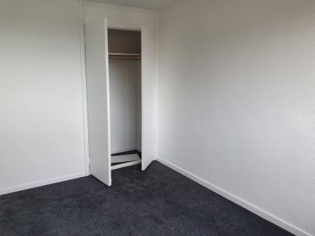 3 bedroom Terraced House to let in Thrales Close, Luton, LU3