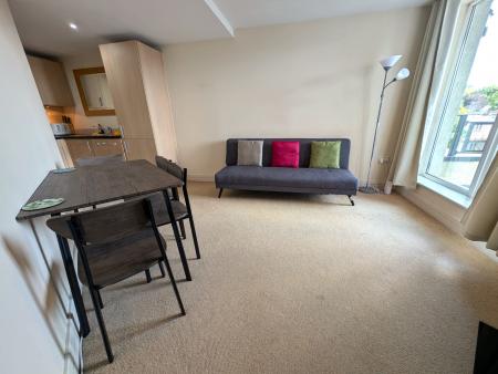 87 Greyhound Hill, Hendon, London, NW4
