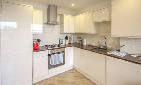 1 bedroom Flat to let in 27 The Drive, Wembley, HA9