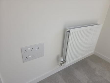 1 bedroom Flat to let in Horn Lane, London, W3
