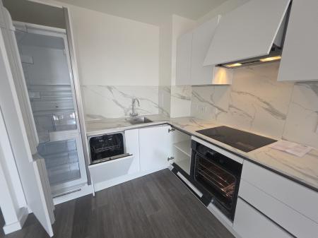 1 bedroom Flat to let in Horn Lane, London, W3