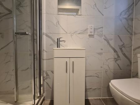 0 bedroom House share to let in Golders Green Road, Golders Green, London, NW11