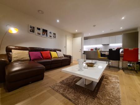 2 bedroom Flat to let in Empire Way, Wembley, HA9