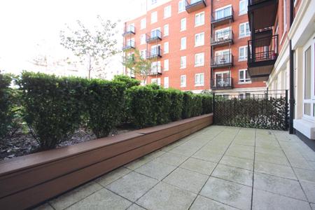 1 bedroom Flat to let in 10 Beaufort Square, Beaufort Park, London, NW9