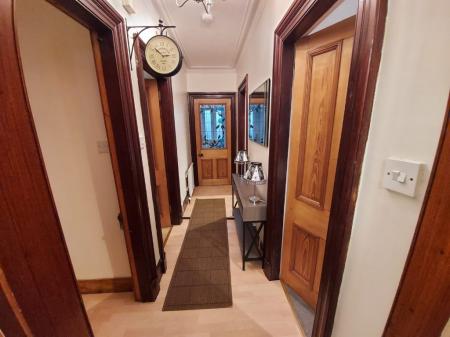 2 bedroom Flat to let in Church Street, Woodside, Aberdeen, AB24