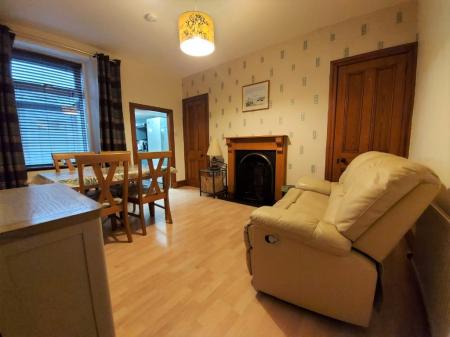 2 bedroom Flat to let in Church Street, Woodside, Aberdeen, AB24