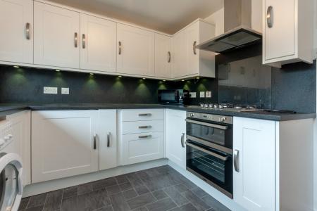 2 bedroom Flat to let in Polo Gardens, Stoneywood, AB21