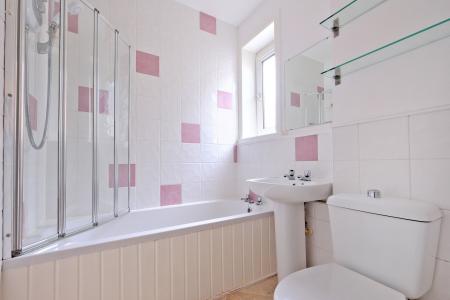 1 bedroom Flat for sale in 122 Linksfield Road, Pittodrie, Aberdeen, AB24