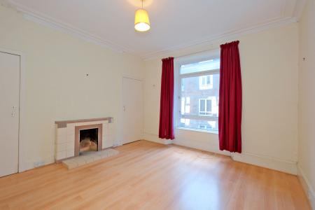 1 bedroom Flat for sale in 13D Raeburn Place, Rosemount, Aberdeen, AB25