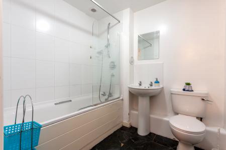 2 bedroom Flat for sale in 19 Dee Village, The City Centre, Aberdeen, AB11