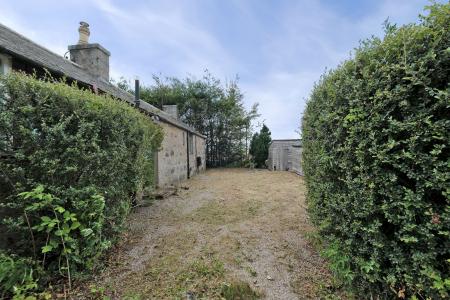 2 bedroom Bungalow for sale in 2 Meikle Endovie Cottages, Alford, AB33