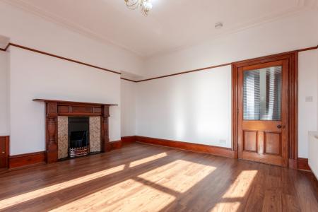 3 bedroom Flat for sale in 21 Leslie Road, Hilton, Aberdeen, AB24