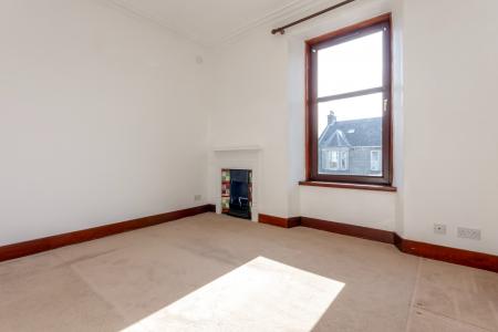 3 bedroom Flat for sale in 21 Leslie Road, Hilton, Aberdeen, AB24