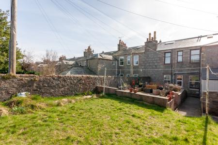 3 bedroom Flat for sale in 21 Leslie Road, Hilton, Aberdeen, AB24